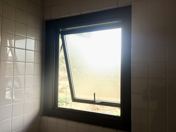 �������̌����H��