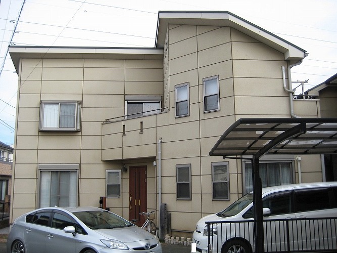高耐久塗料でホワイト外壁塗装