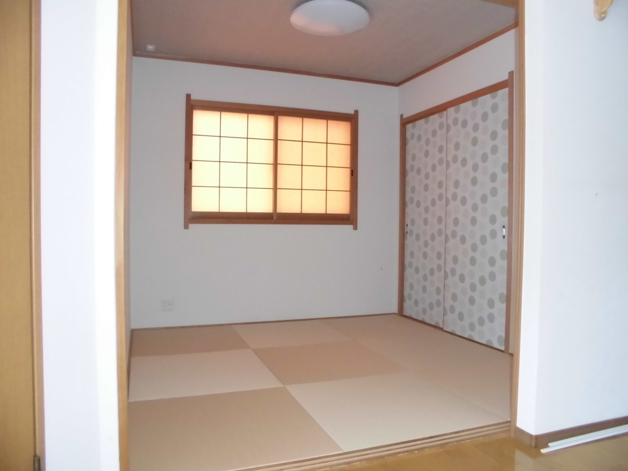 優しい雰囲気の和室になりました