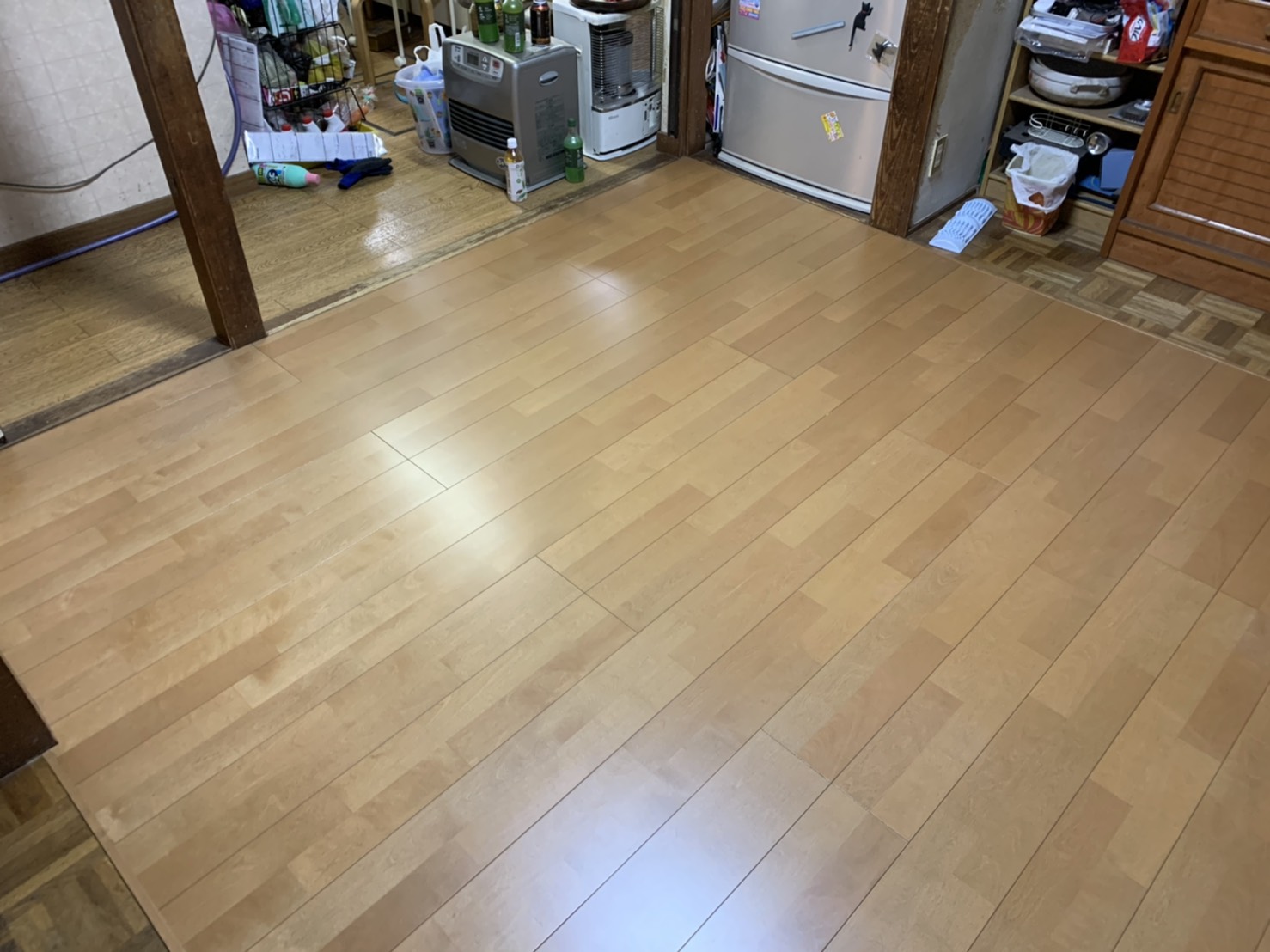 床の修繕と断熱