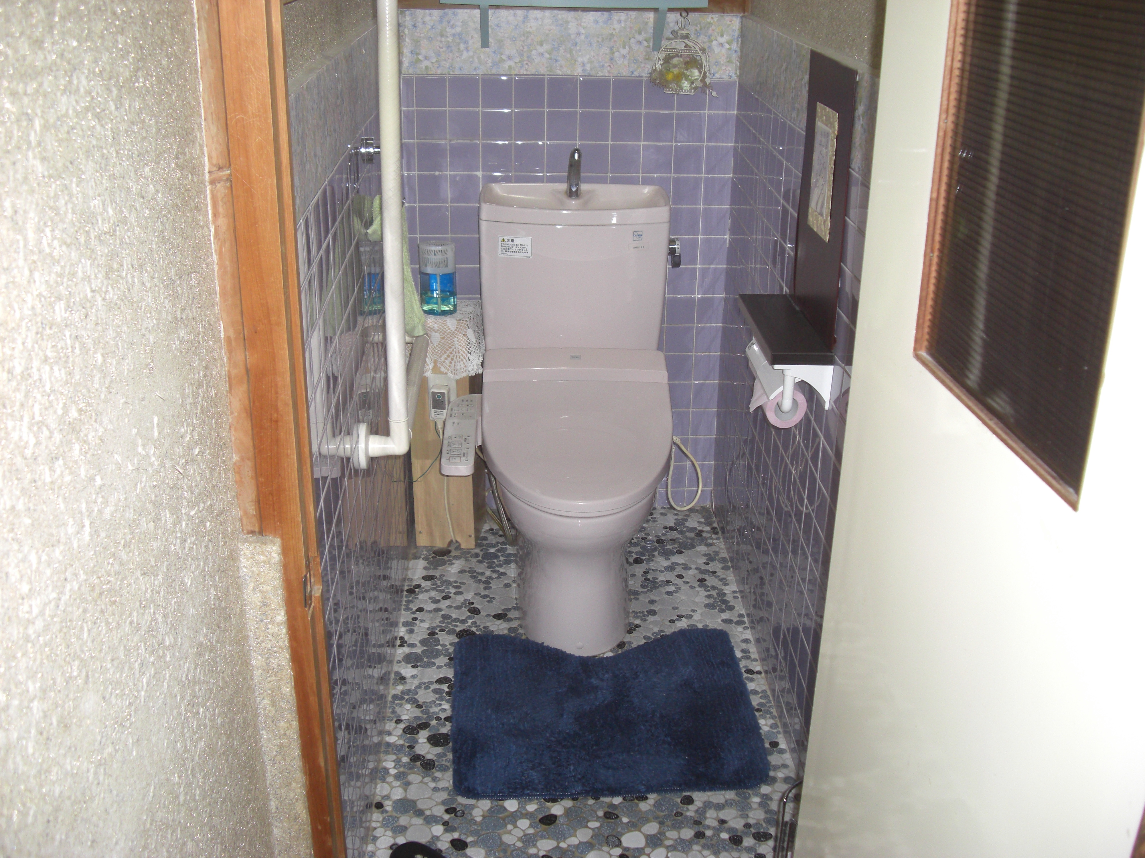 タイルからフロアーのトイレへ